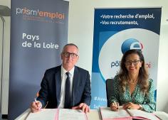 Signature de la convention régionale Pôle emploi Prism'emploi par P. Vinet et Martine Chong-Wa Numéric